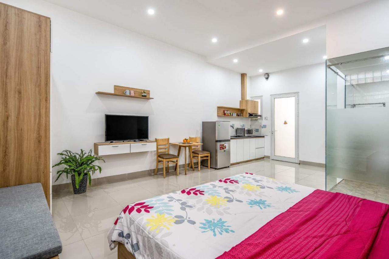 Carol'S Homestay & Apartment Дананг Экстерьер фото